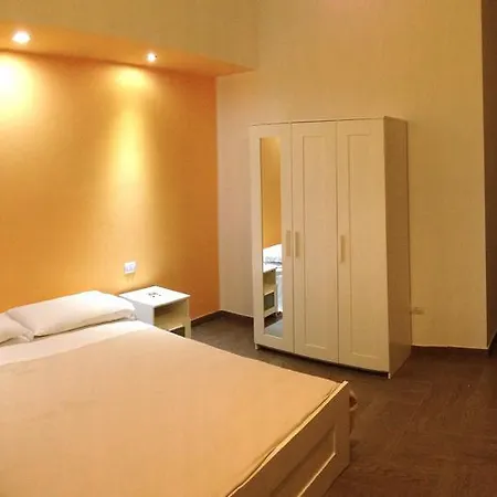 Stefyld לינה וארוחת בוקר 4*